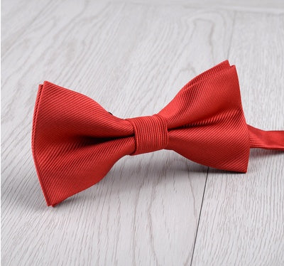 Solid bow tie