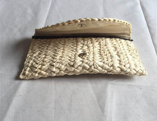 Hand-woven clutch - Mubimart