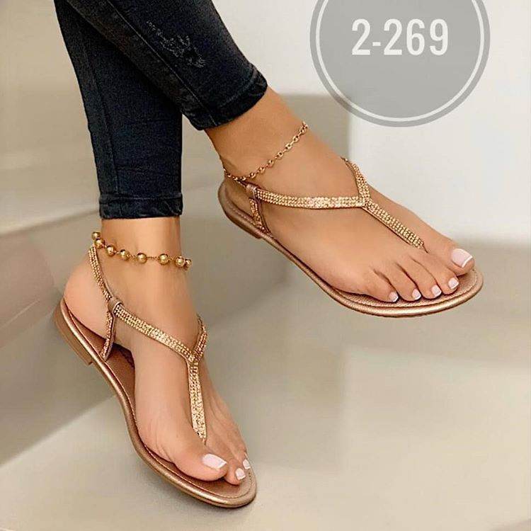 Rhinestone flip flops - Mubimart