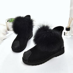 Flat and fleece ankle boots