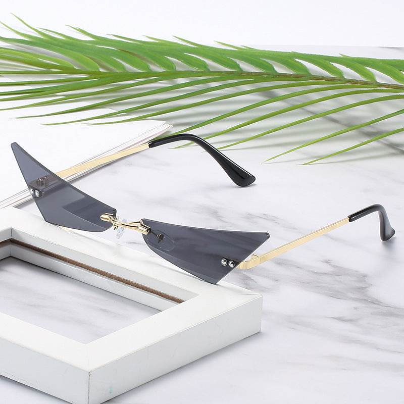 Trendy Men And Women Sun Glasses Retro Triangle European And American Cat Eye Disco Instafamous Sunglasses - Mubimart