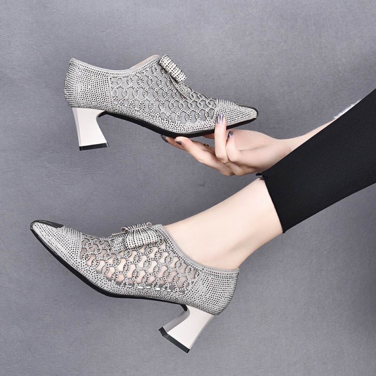 Block-heel Mid-high-heel Pointed Black Zipper Sandals - Mubimart