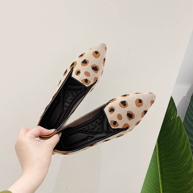 Women's Flying Pointed Toe Flat Knitted Roll Shoes - Mubimart