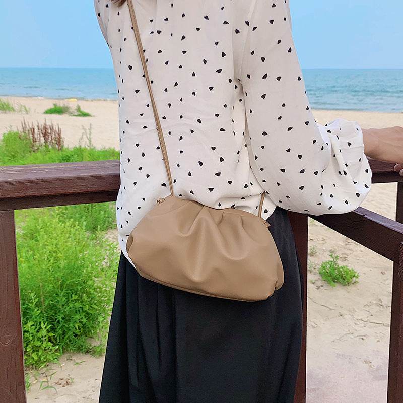 Women Simple Dumplings Messenger Bag - Mubimart