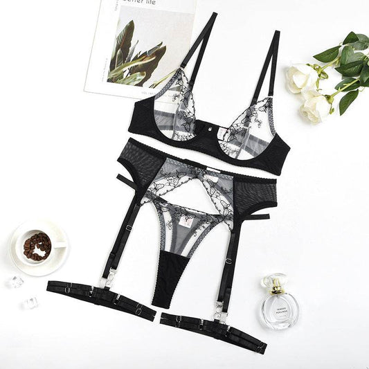 Embroidery Splicing Underwear And Garter Belt Set O - Mubimart