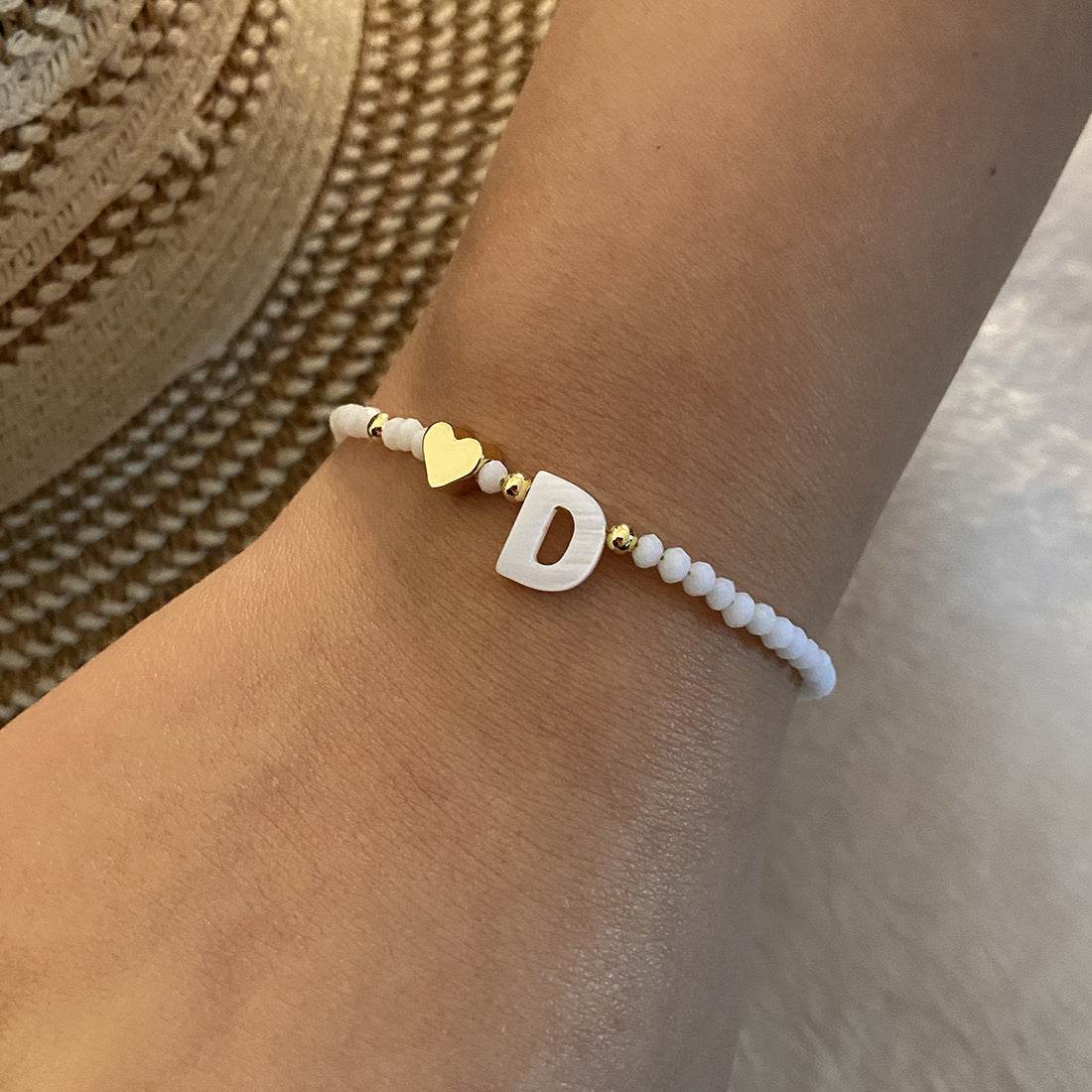 26 Letters White Shell Beaded Bracelet Women Metal Love Design Bracelet Jewelry - Mubimart