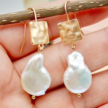 Fashion Simple Temperament Simulation Shaped Pearl Earrings