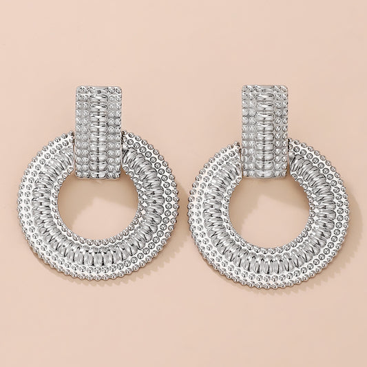 Eye-catching Hollow Round Earrings Women's Retro Fashion Creative Design