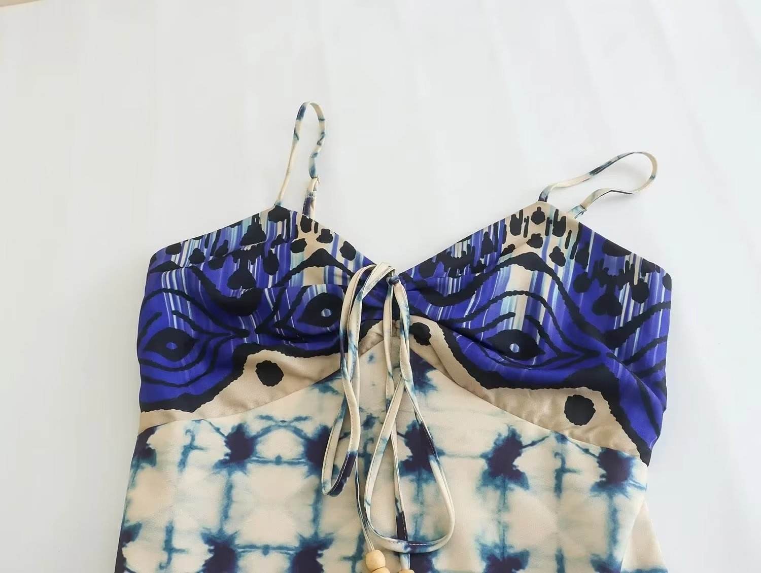 Ladies Positioning Print Slip Dress - Mubimart