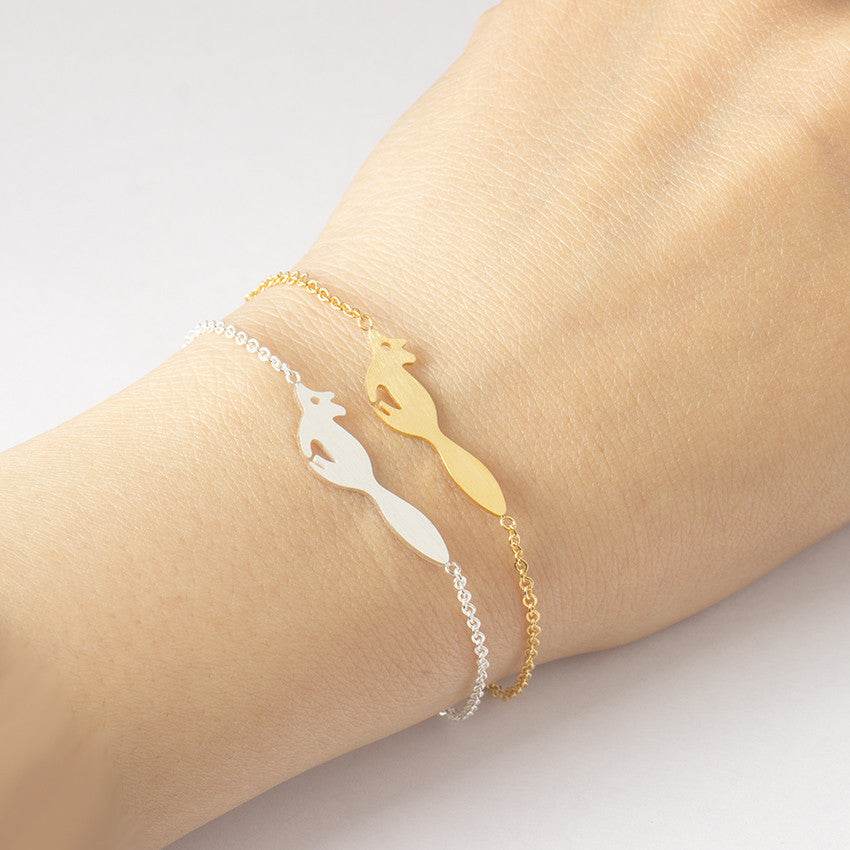 Running Fox Charm Bracelet - Mubimart