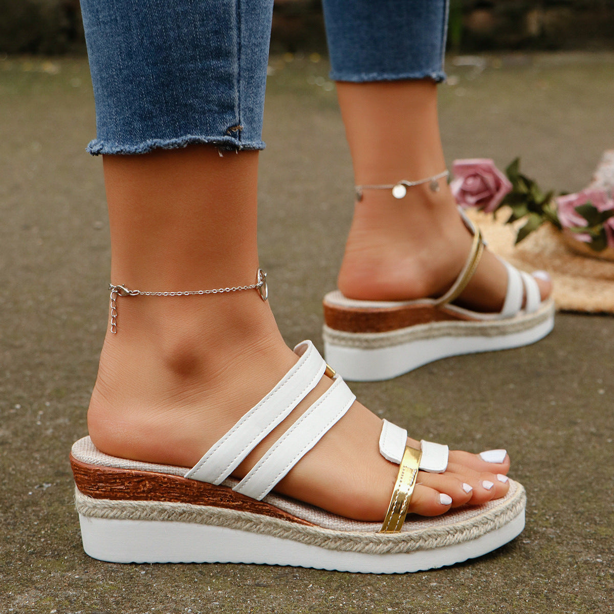 Sandalen mit Keilabsatz und Farbblock-Riemen, Sommermode, Hanf-Absatz, Pantoletten, Outdoor, dicke Sohle, Fischmaulschuhe für Damen