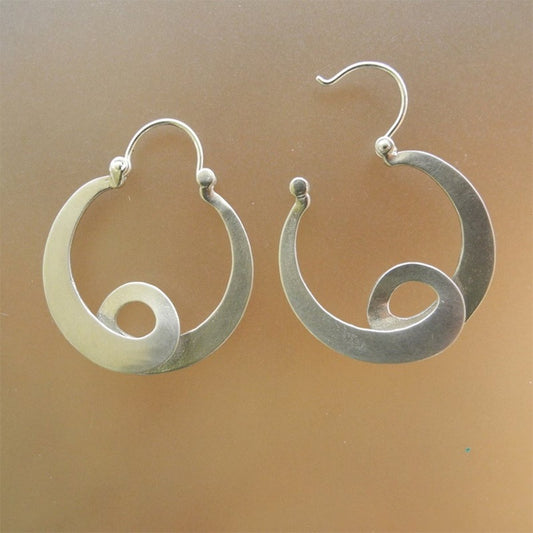 Simple Geometric Gypsy Curved Metal Ear Ring