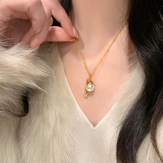 Romantic Pearl Christmas Hat XINGX Necklace Special-interest Design Exquisite Retro Affordable Luxury Clavicle Chain