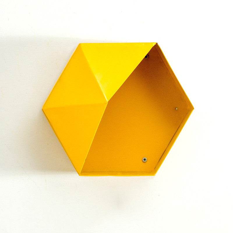 Hexagonal shelf - Mubimart