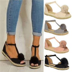 Flache Espadrilles-Sandalen mit Haarballen