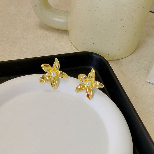 INS Light Luxury Pearl Flower Earrings