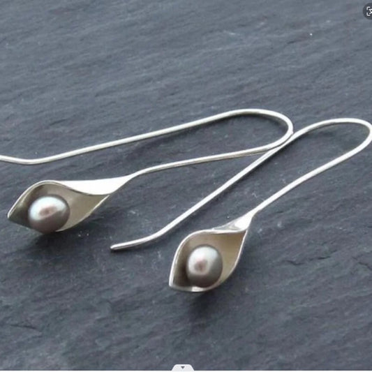 Geometric Silver Inlaid Pearl Dark Night Ear Hanging Retro