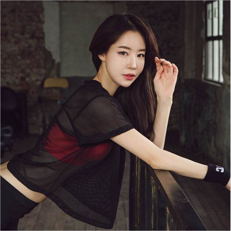 Women Yoga Shirt Hollow Out Mesh Blouse Crop Tops Sports Running Tshirt Breathable Fitness Tops Gym Clothing for Women - Mubimart
