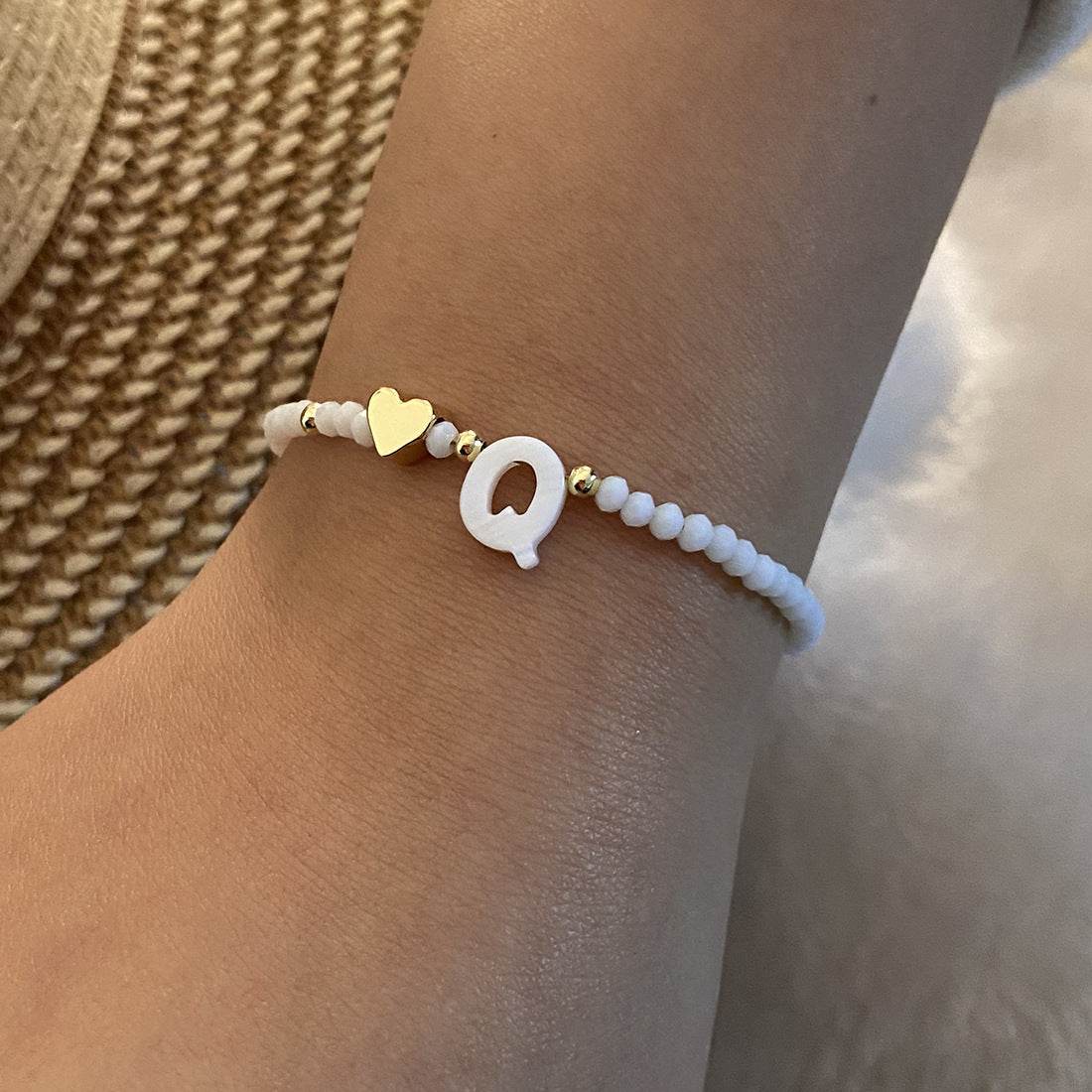 26 Letters White Shell Beaded Bracelet Women Metal Love Design Bracelet Jewelry - Mubimart