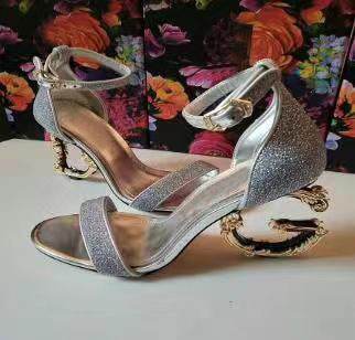 Gold high heels - Mubimart