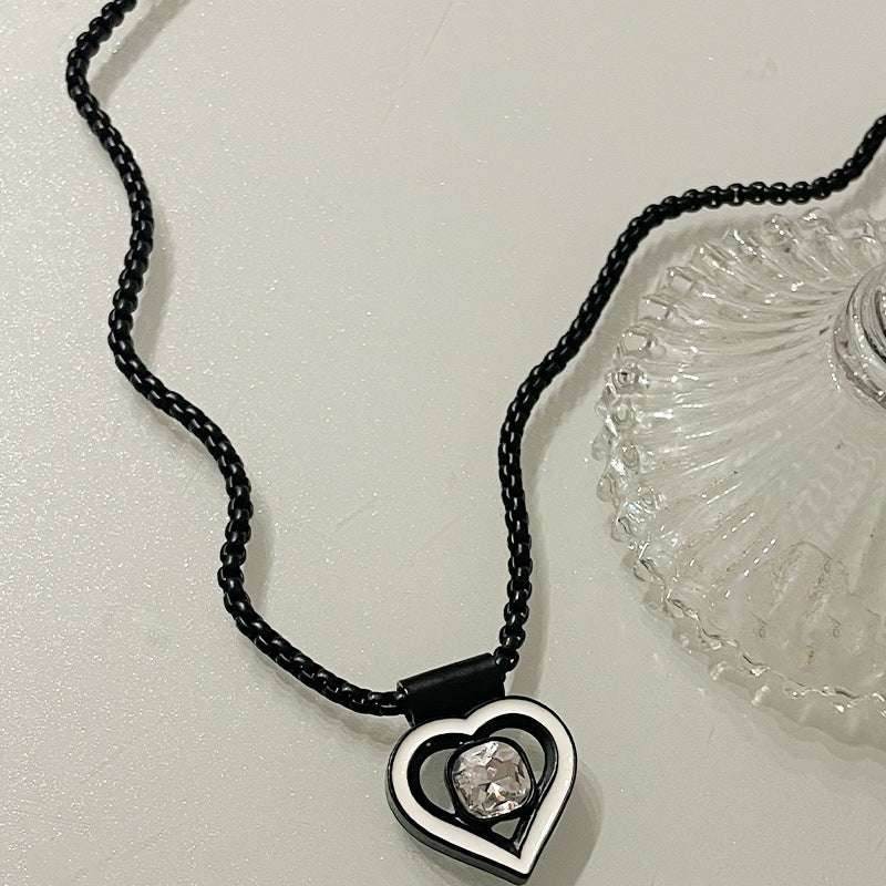 Black Chain Stitching Love Necklace For Women - Mubimart