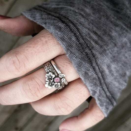 Women's Vintage Flower Couple Rings Imitation Thai Silver Handmade