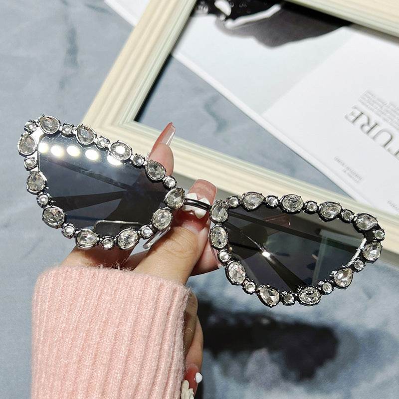 Women's New Cat-eye Sunglasses With Diamonds - Mubimart