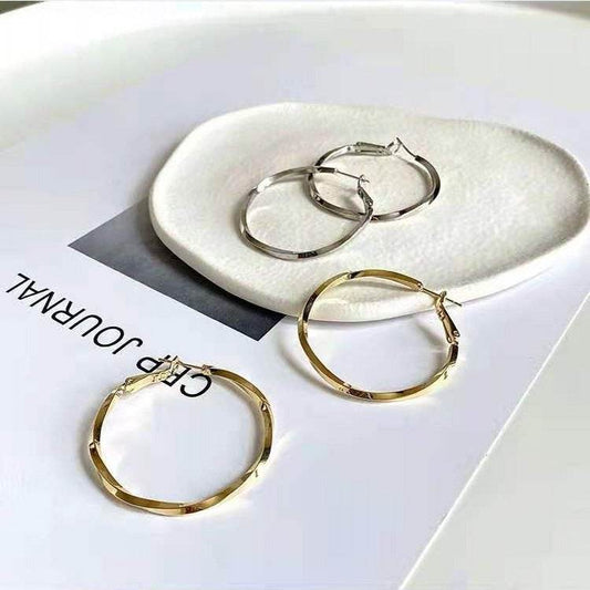 Golden Hoop Fashionable Women Circle Big Earrings Temperament - Mubimart