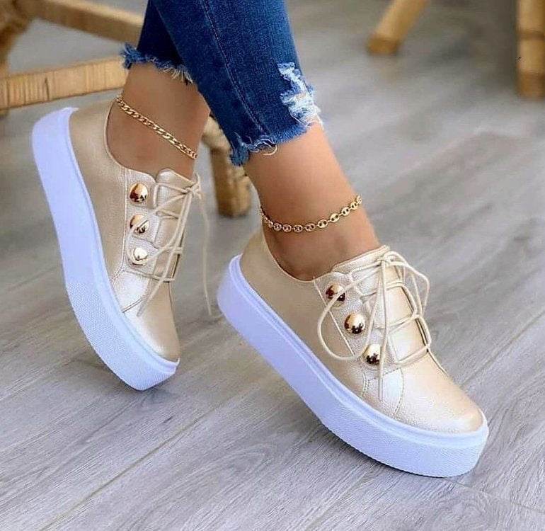 Lace-up Flats Sneakers Women Rivet Casual Shoes - Mubimart