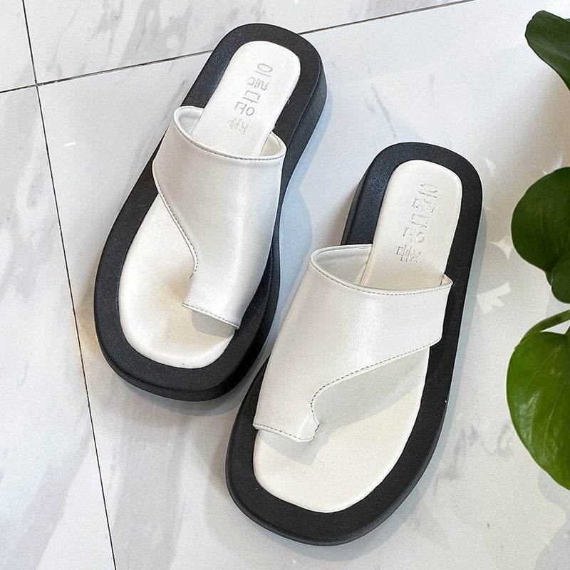 Flat-bottomed Beach Flip Flops - Mubimart