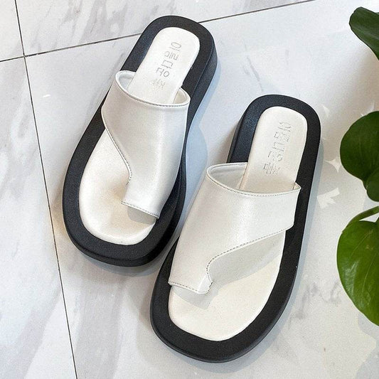 Flat-bottomed Beach Flip Flops - Mubimart