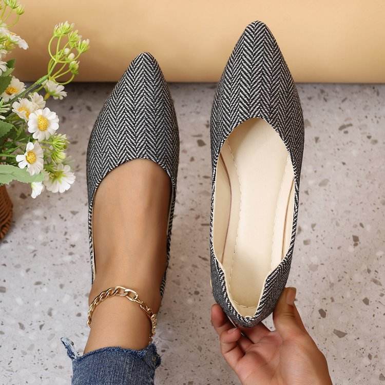 Women's Flat Soft Leather Pointed Toe Shoes - Mubimart