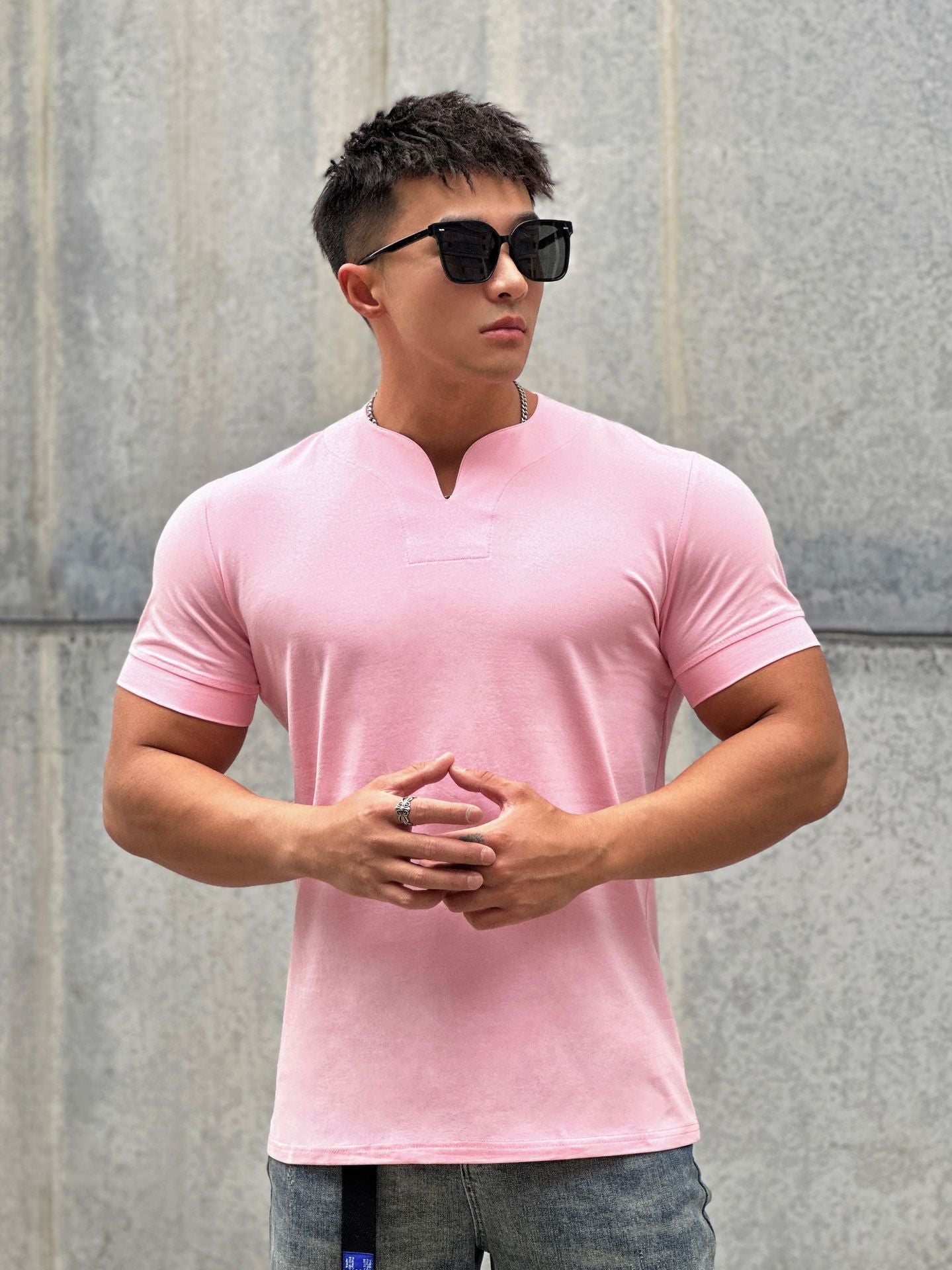 Men's Fashion Loose V-neck Short-sleeved Shirt Workout Exercise T-shirt