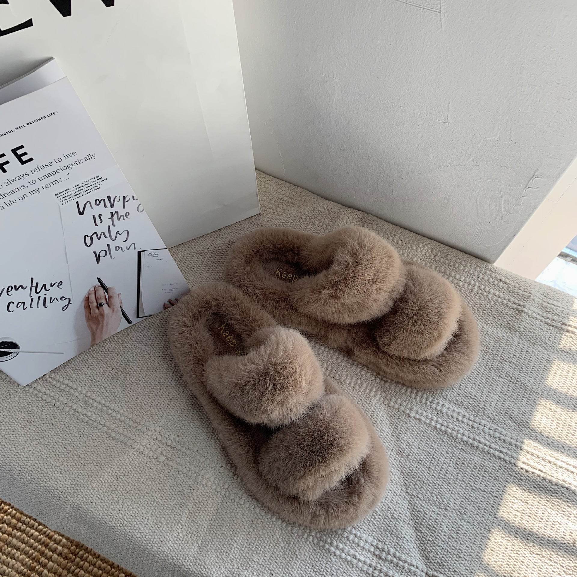 Hairy slippers for women - Mubimart