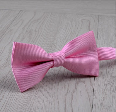 Solid bow tie