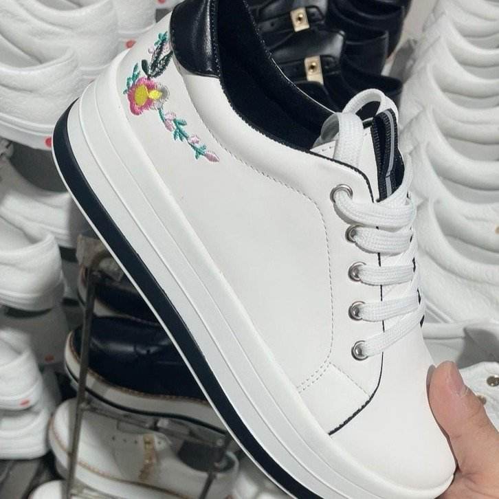 Flowers Embroidery Sneakers For Women Platform Shoes - Mubimart