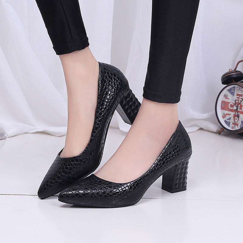 Black pointed high heels - Mubimart