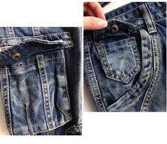 Lässige verkürzte Jeansshorts mit Taschen