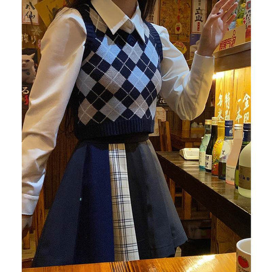 Outside Stacking To Wear Plaid Sweater Vest - Mubimart