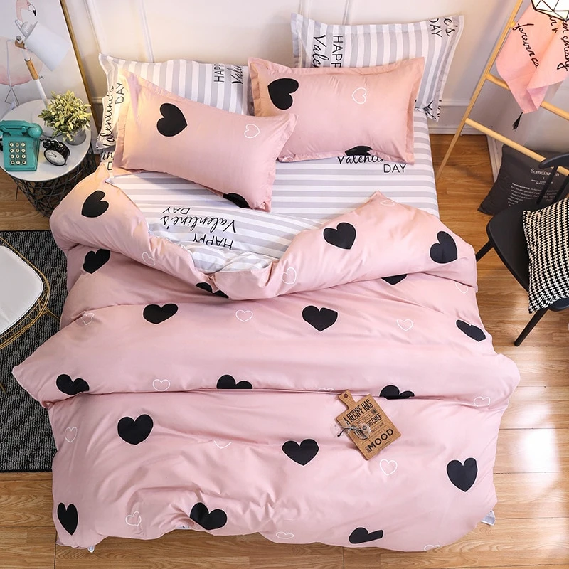 BETTY - MOOI BEDLINNEN SET VAN 4 DELEN - Mubimart - Comforter 