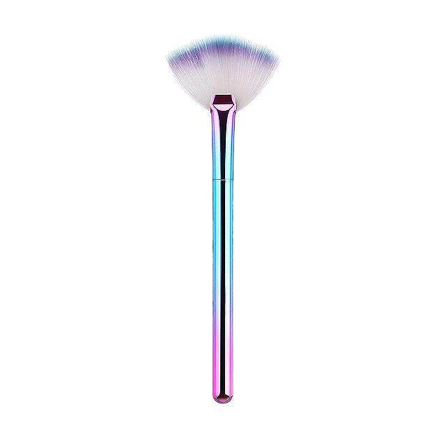 Fan Makeup Brush - Mubimart
