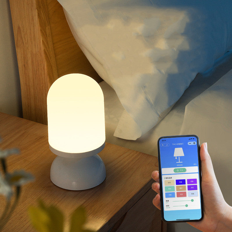 Intelligent Voice-controlled Voice Small Night Light USB Charging Pat Dimming - Mubimart - Voice command control 