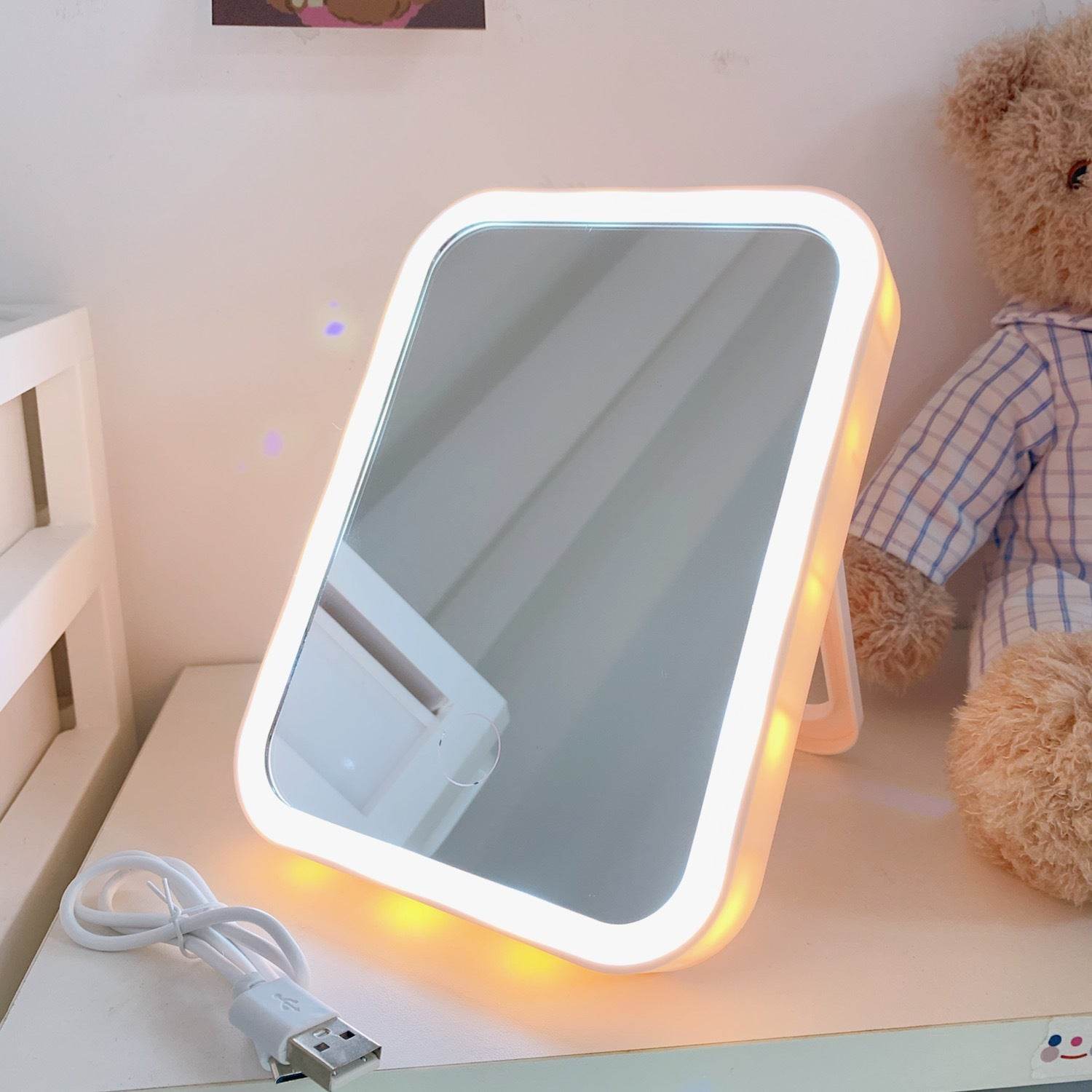 Japan Cute Desktop With Lighted Makeup Mirror - Mubimart