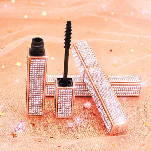 Long, shiny and warbling mascara. - Mubimart