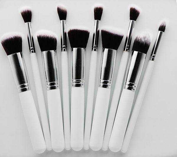 Makeup brush - Mubimart