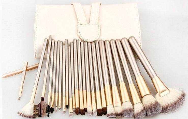 Makeup brush - Mubimart