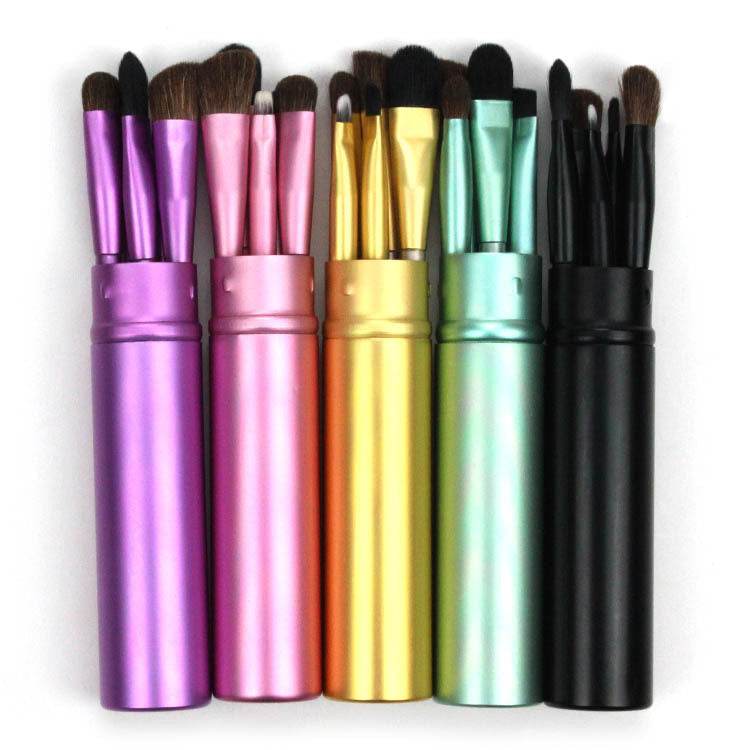Makeup brush - Mubimart