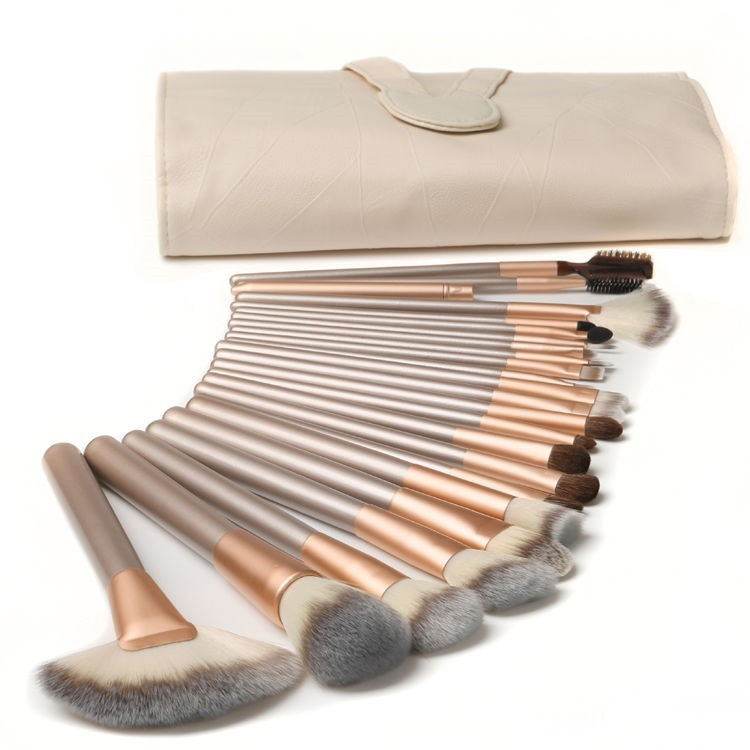 Makeup brush - Mubimart