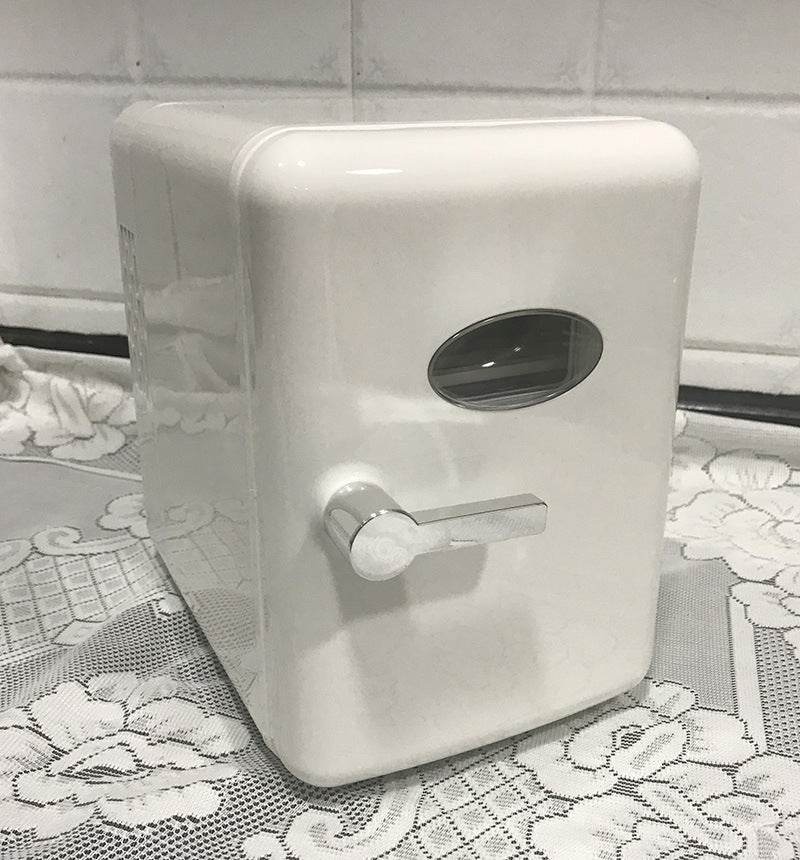 Mini Small Hot And Cold Dual-use Car Refrigerator - Mubimart