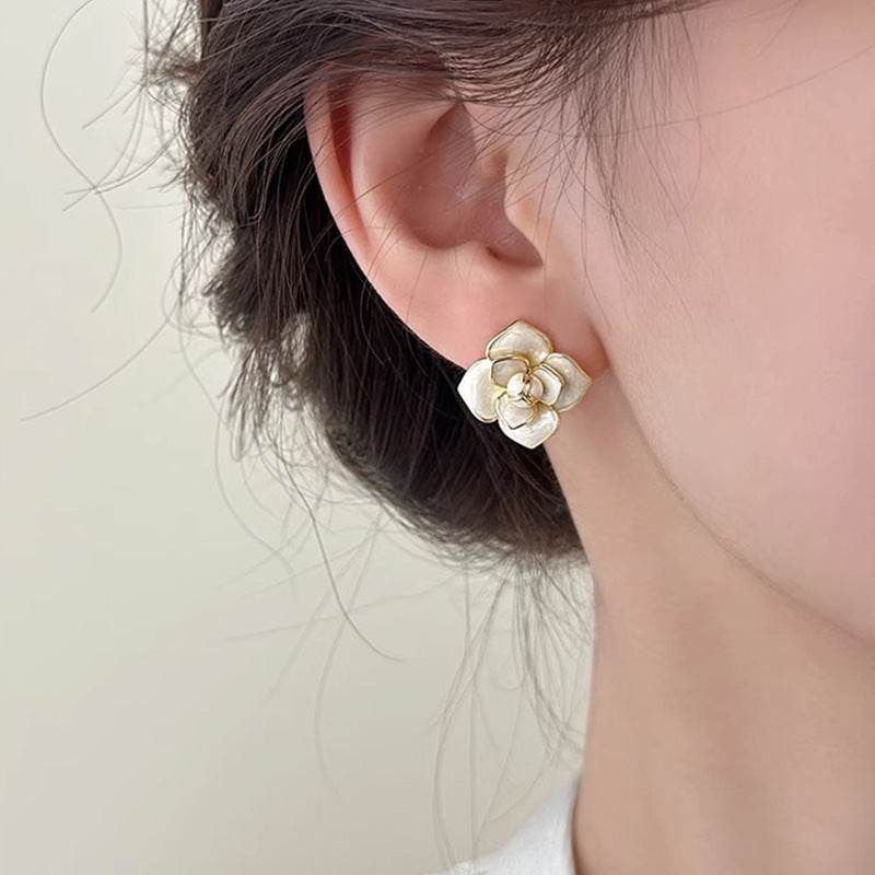 Flower Pearl Stud Earrings Women - Mubimart